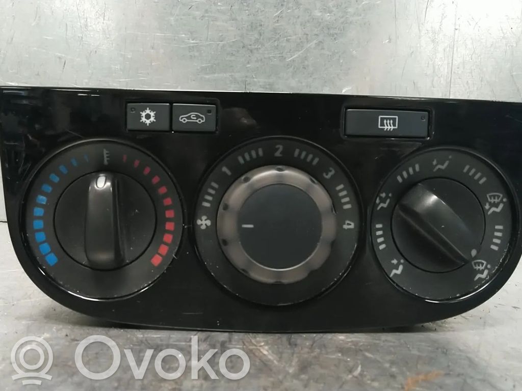 Panel klimatyzacji   1842561,13203954,13239869,13286718,13302560,13330560,13330680,1802095,1822198,1842379,55701017,6822108