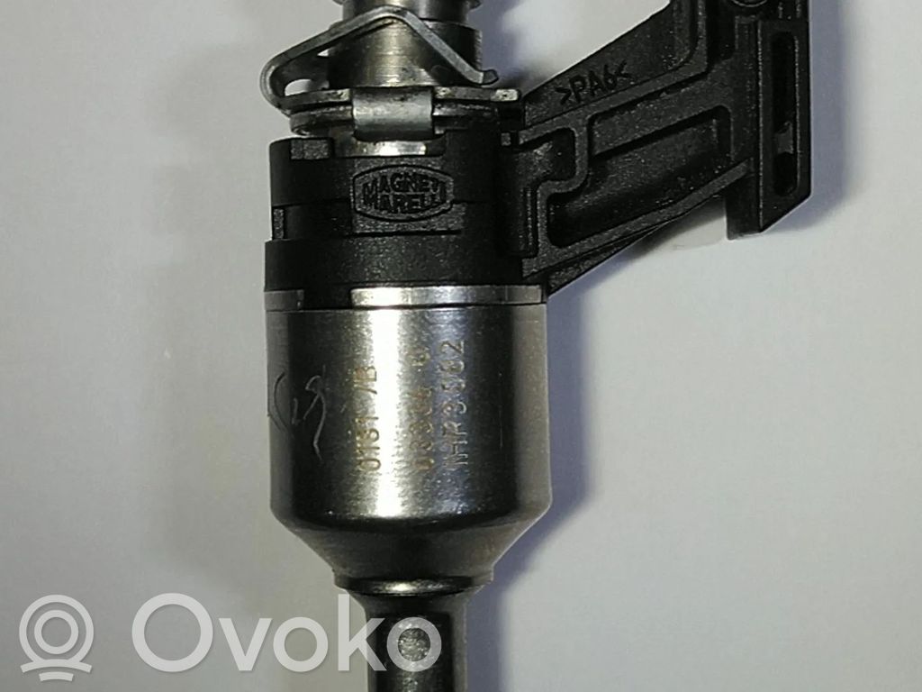 Polttoainesuutin   03F906036B,170435,75112301,805016365201,CBZ,CBZA,CBZB,CBZC,CJZ,CYV,IHP3082,MD75112301