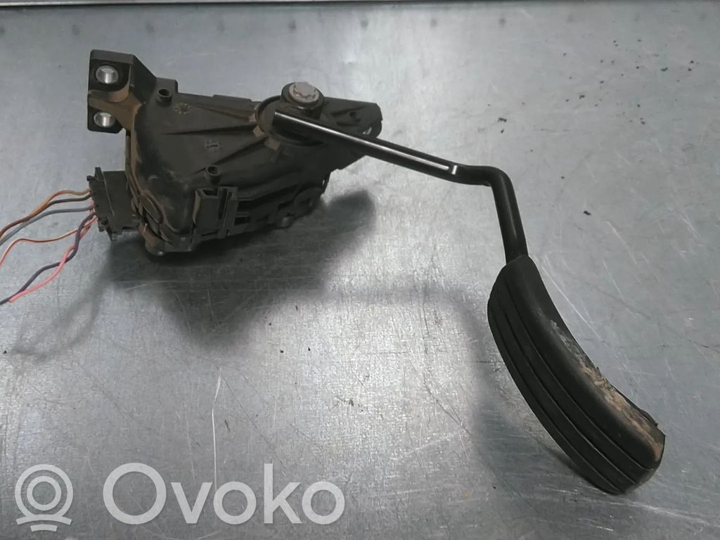 Opel Vivaro Senzor poziție pedală accelerație 