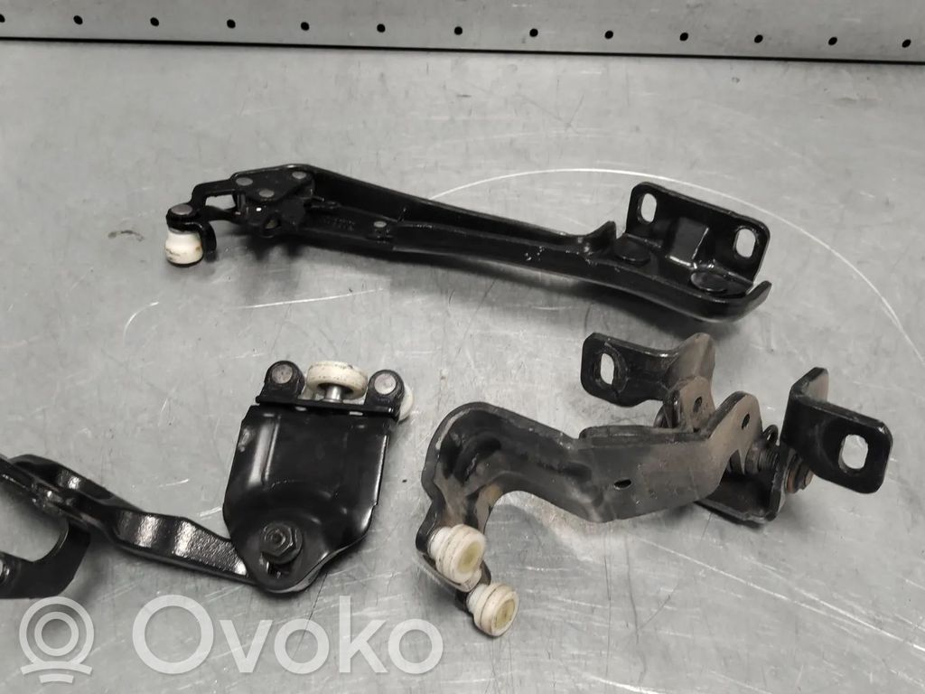 Ford Transit Custom Rear door hinge set 