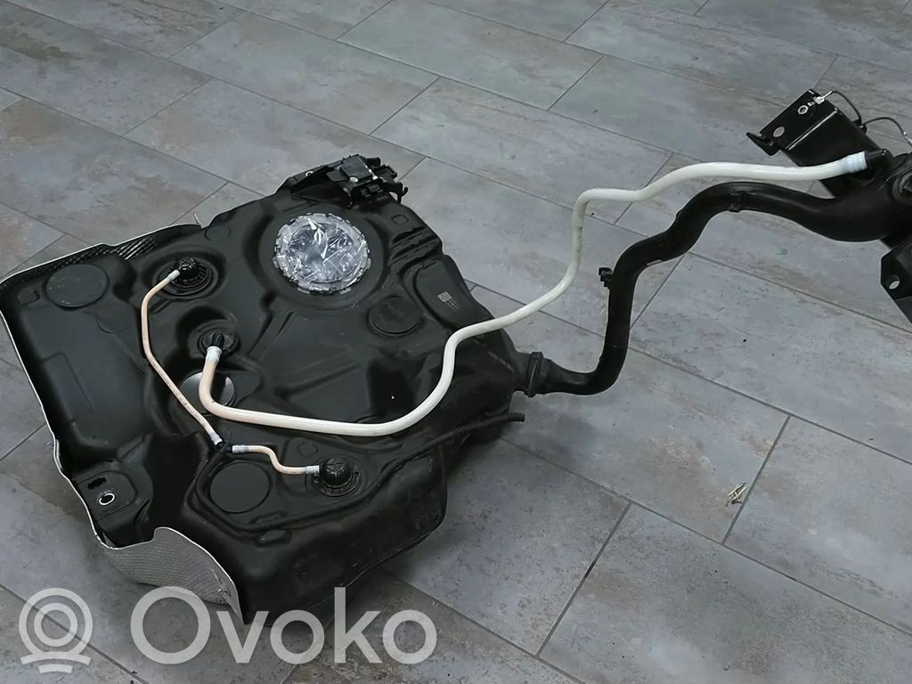 Volkswagen Golf VIII Rezervor combustibil 