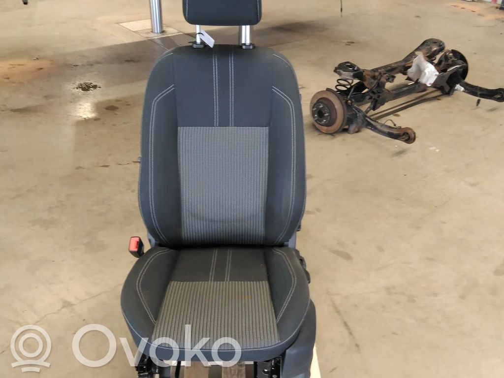 Asiento delantero del conductor