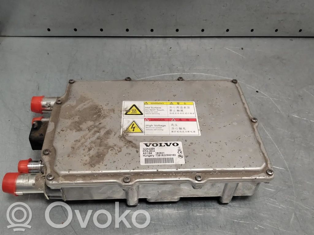 Volvo XC90 Caricabatteria (opzionale) 