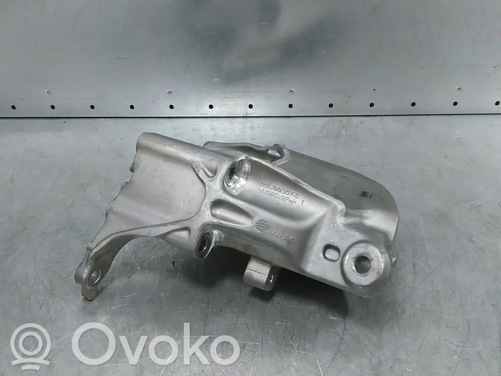 Volkswagen Crafter Engine mount bracket 