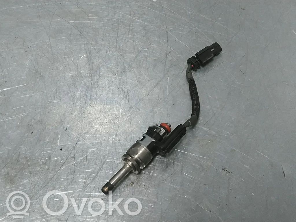 Volvo V60 Polttoainesuutin 