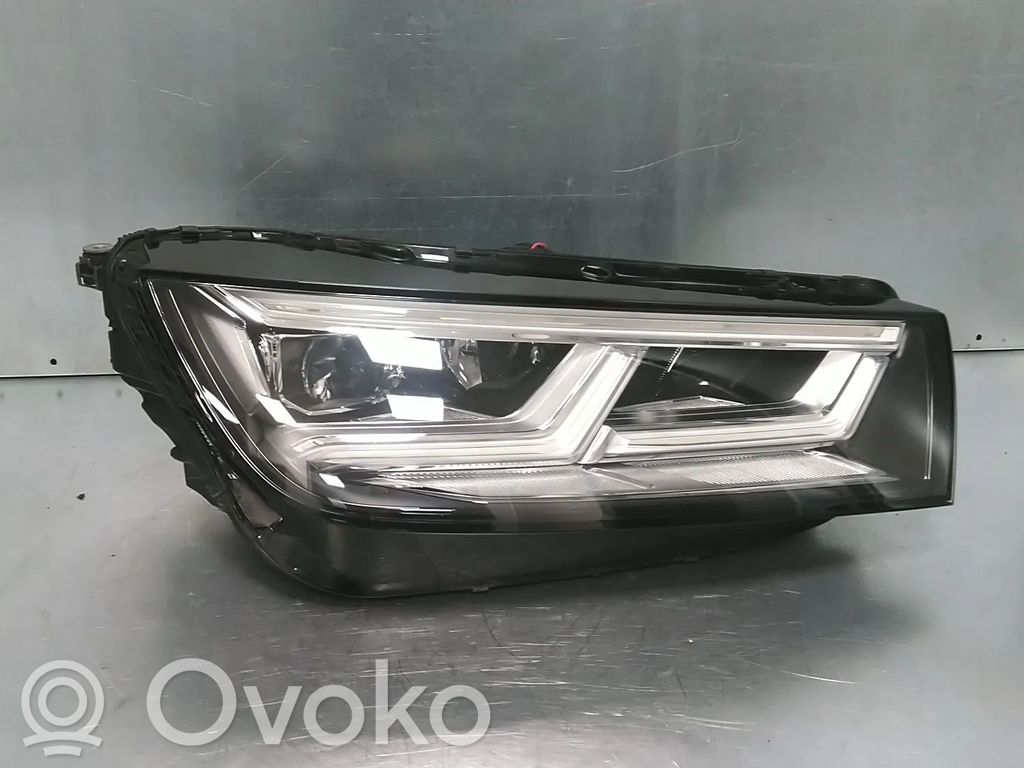 Audi Q5 SQ5 FY Lampa przednia 