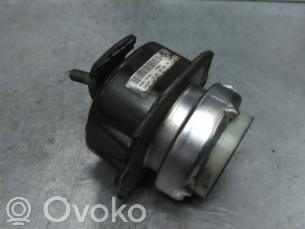 Wspornik / Mocowanie silnika   8486267,22116867301,22118486267,6867301,B47D20B