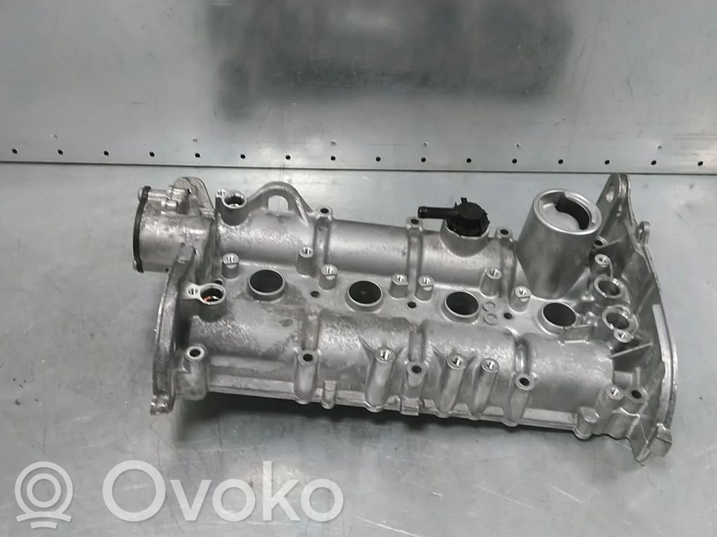 Volkswagen Golf VIII Wałek rozrządu 