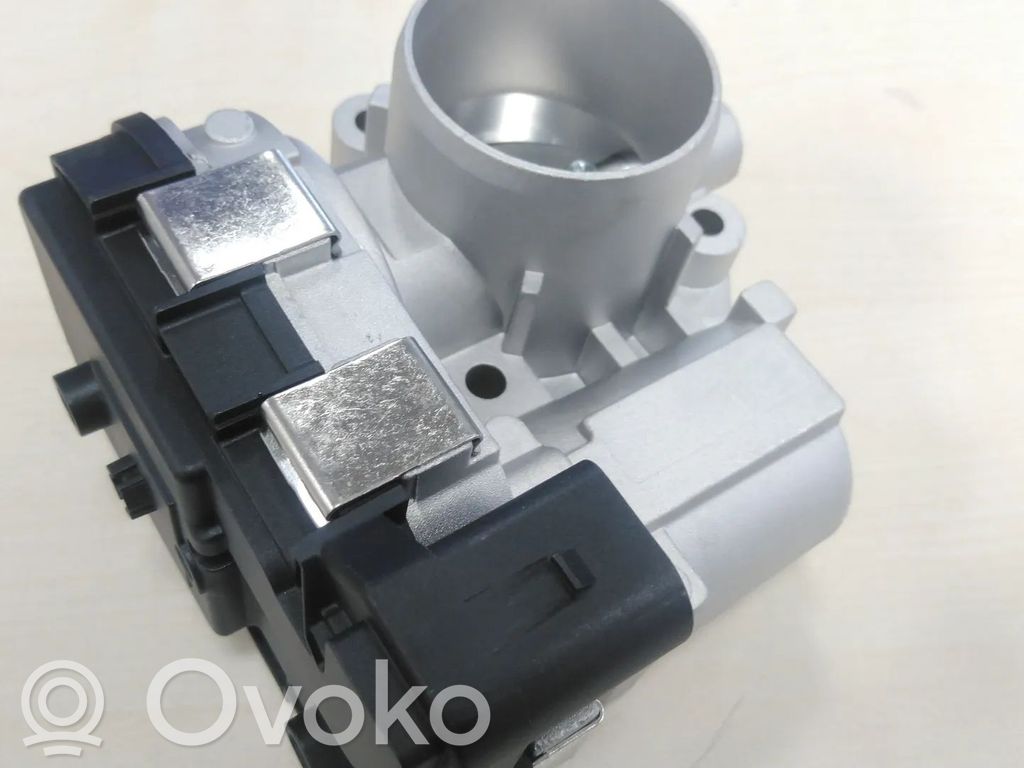 Przepustnica elektryczna   04C133062D,11331777901,120772,120772001,580256,CHY,CHYA,CHYB,CHYE,CPG,CPGA,CWRA,DAFA,MD89369,NRF408015,TB44GTE3V1,TP120772,TP120772001,V10810116