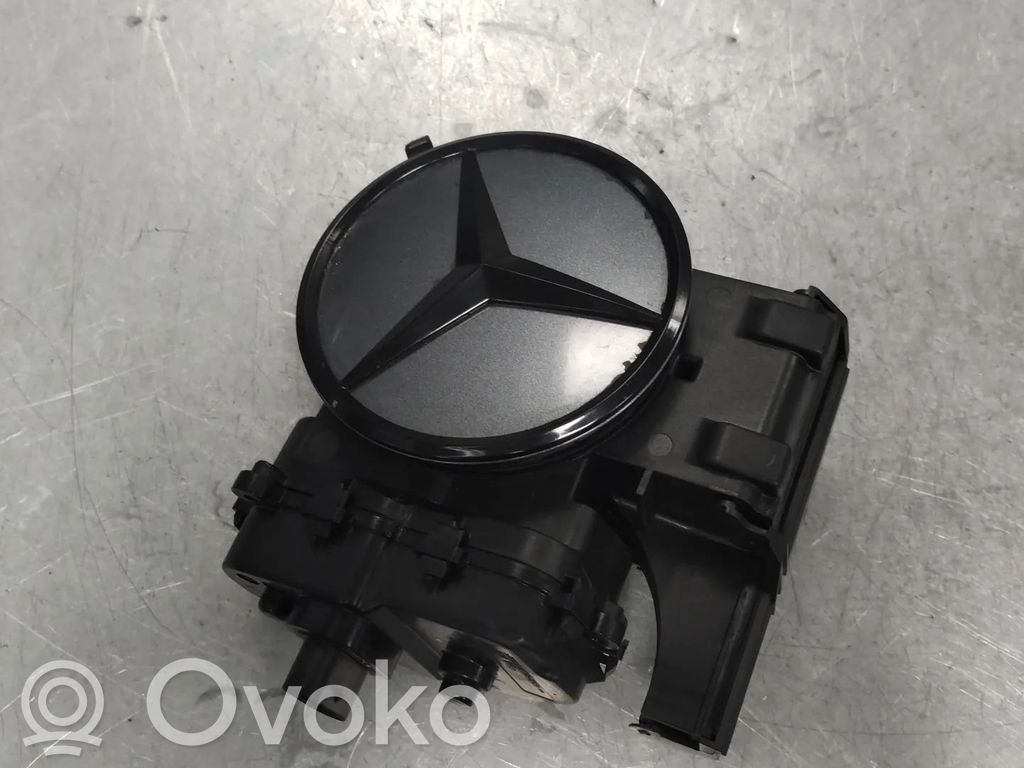 Mercedes-Benz C W205 Maniglia di rilascio/apertura del portellone posteriore
