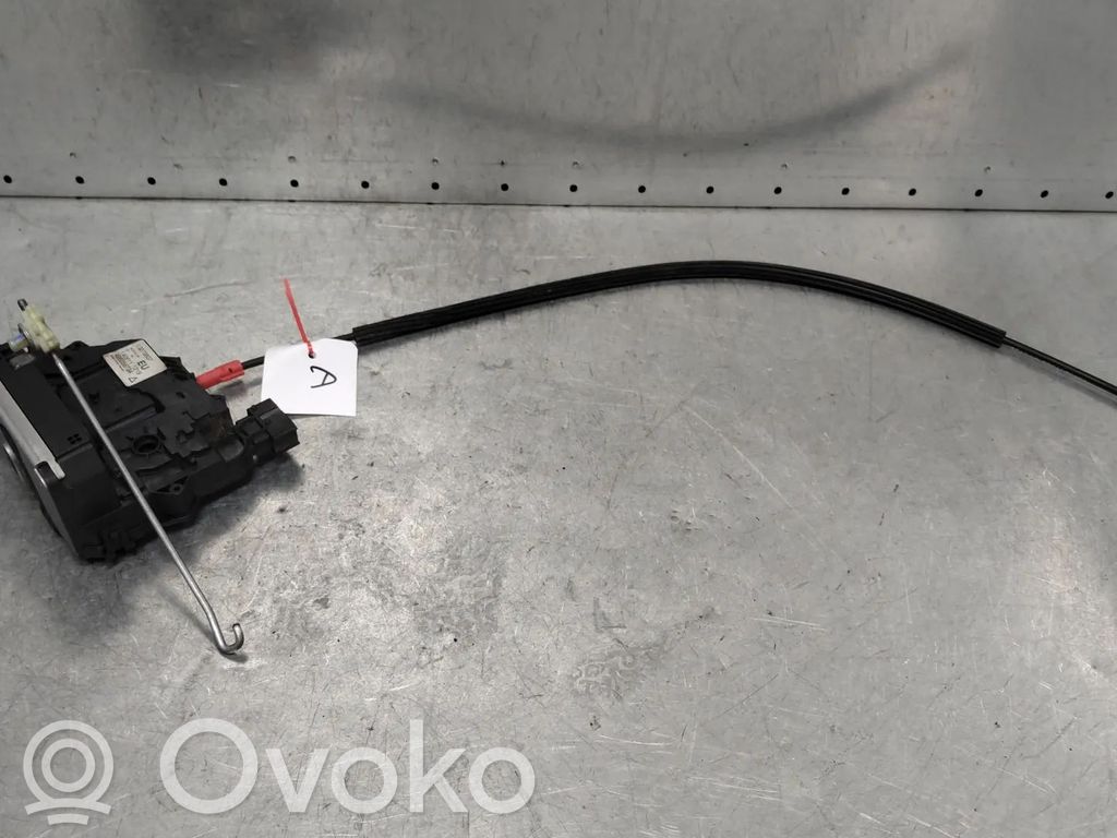 Opel Meriva B Zamek drzwi tylnych 
