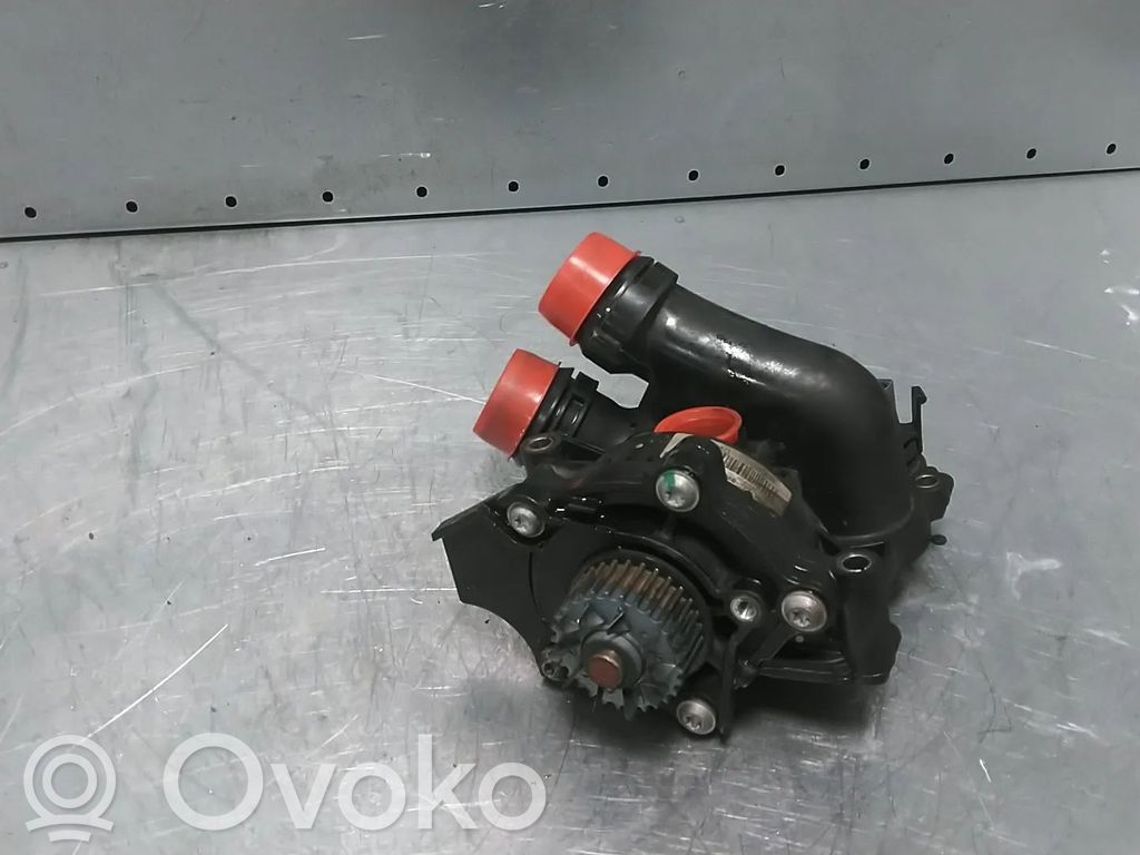 Audi A5 8T 8F Pompe de circulation d'eau 