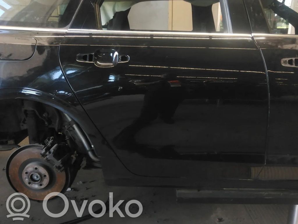 Volvo S90, V90 Puerta trasera 