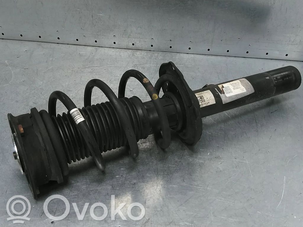 Etuiskunvaimennin   5QF413031AT