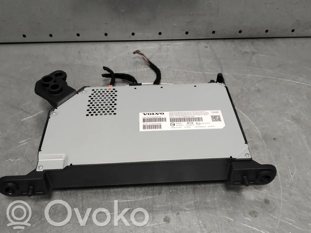 Volvo V60 Amplificator sunet 