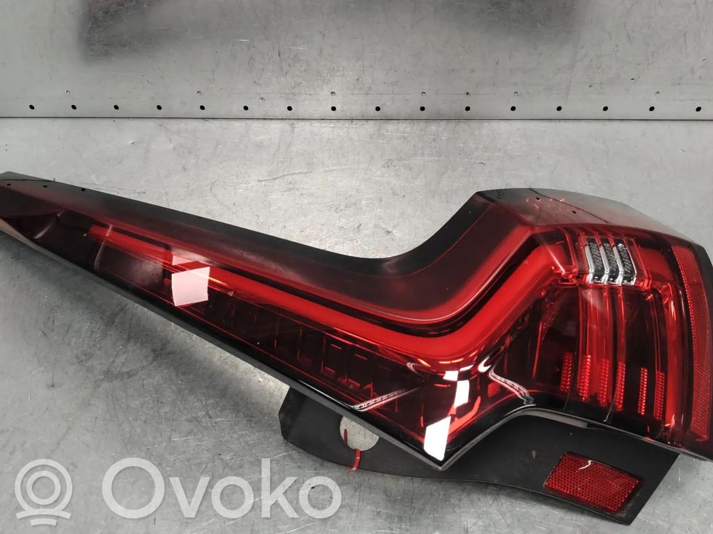 Volvo S90, V90 Takavalot 
