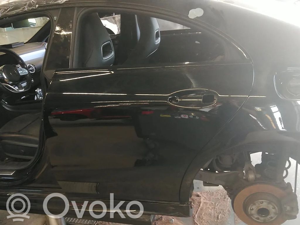 Mercedes-Benz CLA C118 X118 Puerta trasera