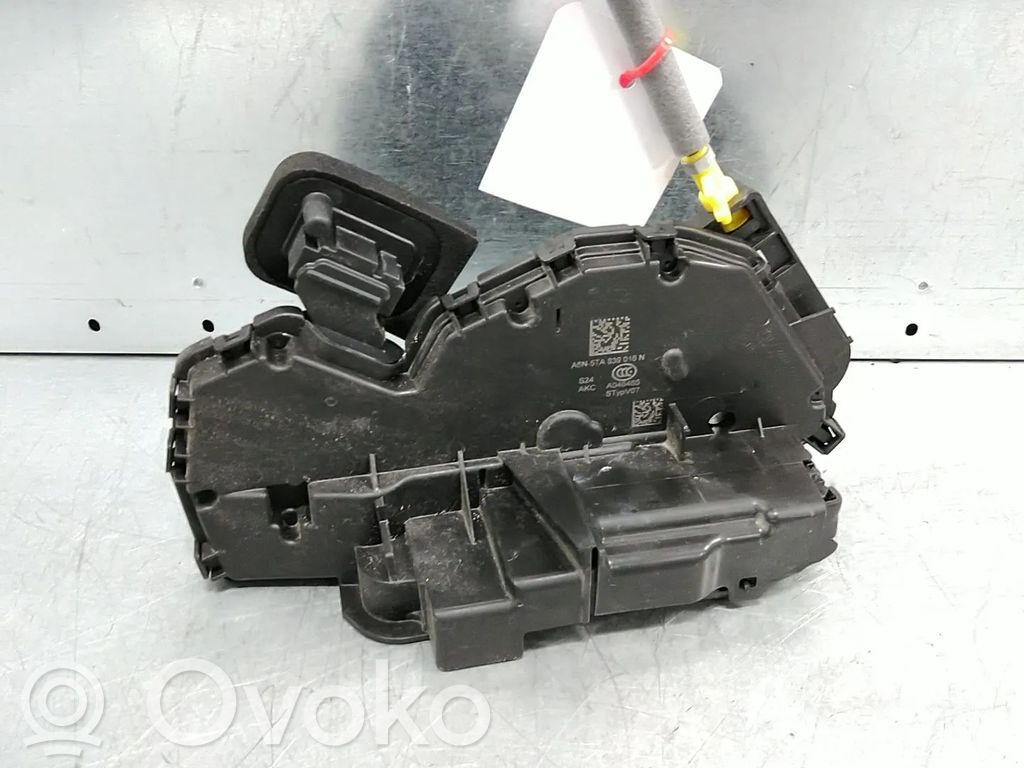 Audi A3 8Y Încuietoare ușă spate 