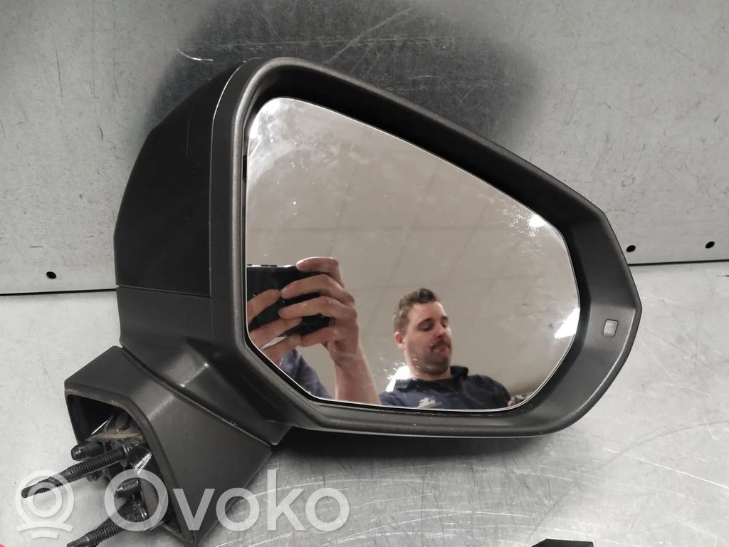 Audi Q2 - Specchietto retrovisore elettrico portiera anteriore