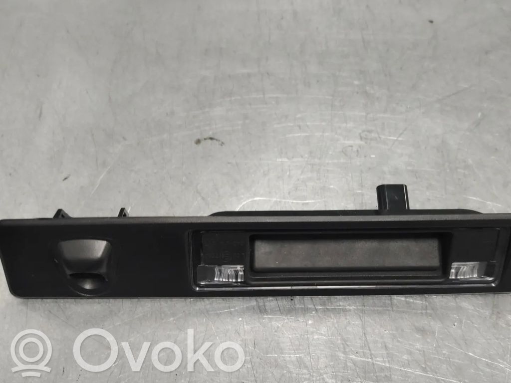 Volvo S90, V90 Maniglia di rilascio/apertura del portellone posteriore 