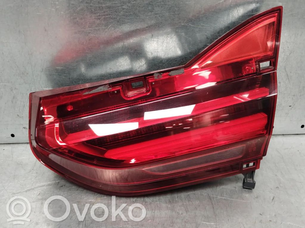 BMW 7 G11 G12 Lampă spate în caroserie 