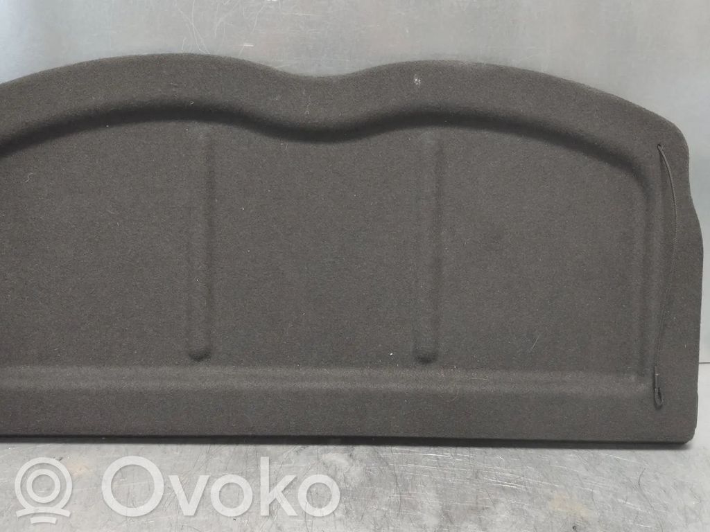 KIA Rio Hutablage 