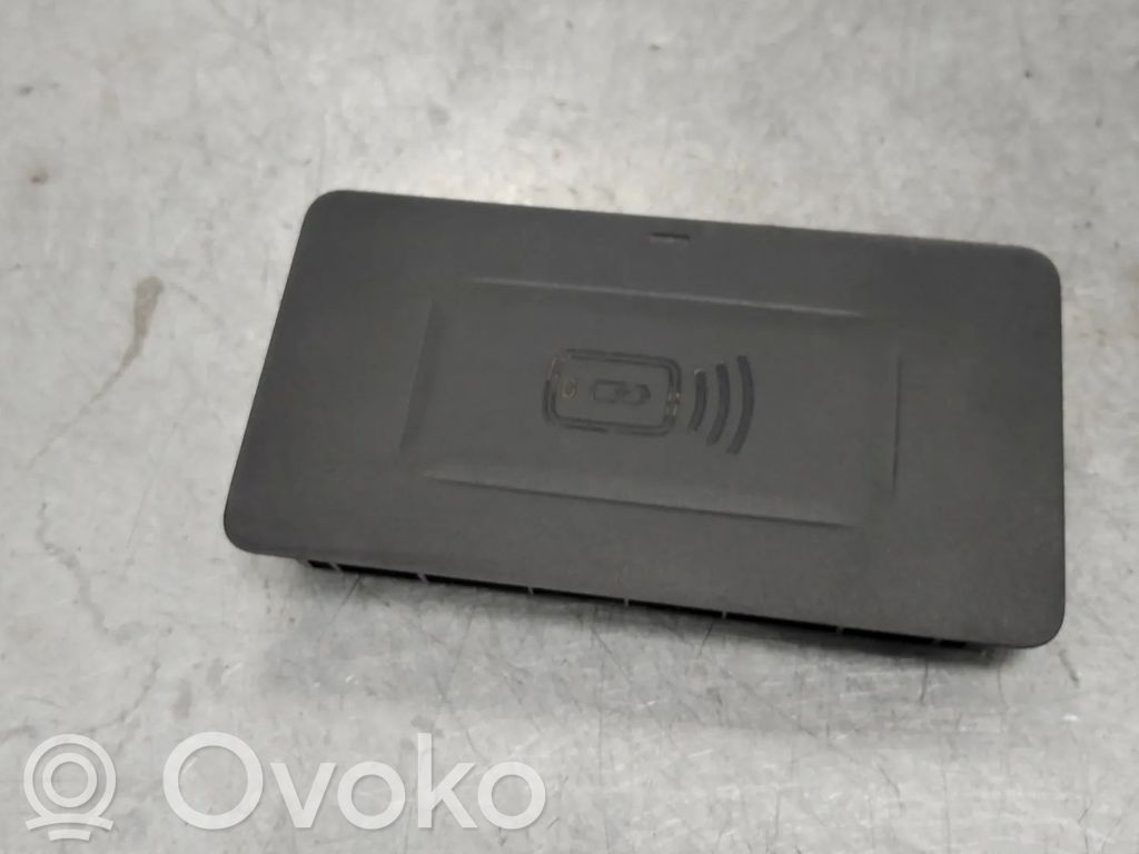 BMW 3 G20 G21 Modulo di ricarica wireless 