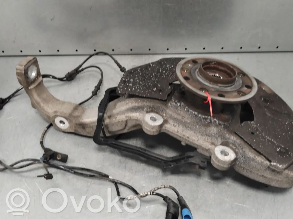 Mercedes-Benz E W213 Fuso a snodo con mozzo ruota anteriore