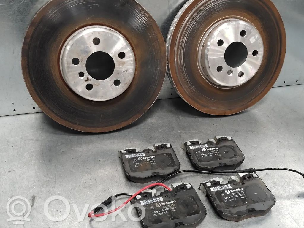 BMW 4 G22 G23 G24 G26 Set dischi freno e pinze 
