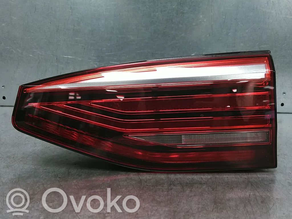 Volkswagen Multivan T7 Luz trasera/de freno 
