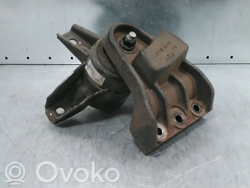 Engine mount bracket   21810B4000,21825B9000,G3LA