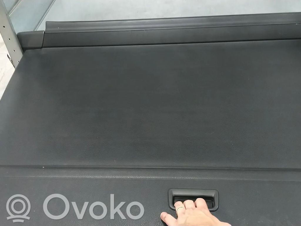 Volkswagen PASSAT B6 Hutablage