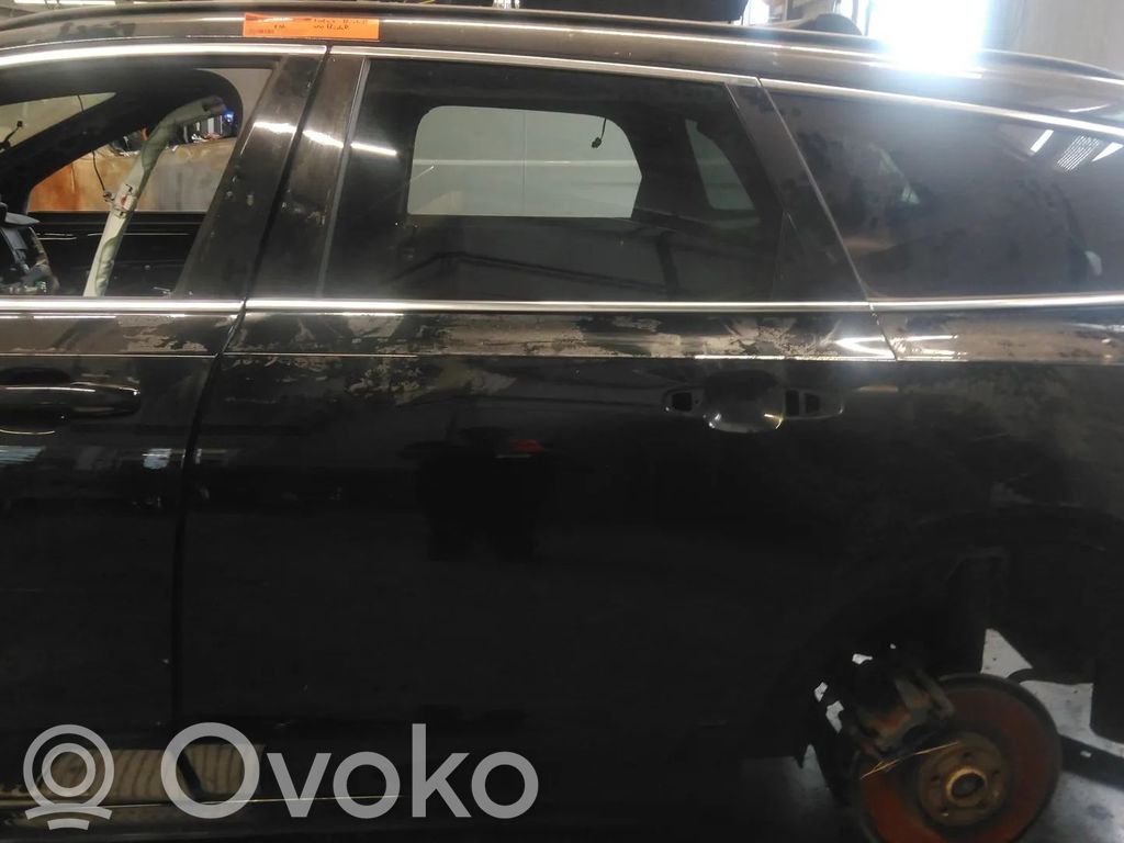 Volvo S90, V90 Portiera posteriore