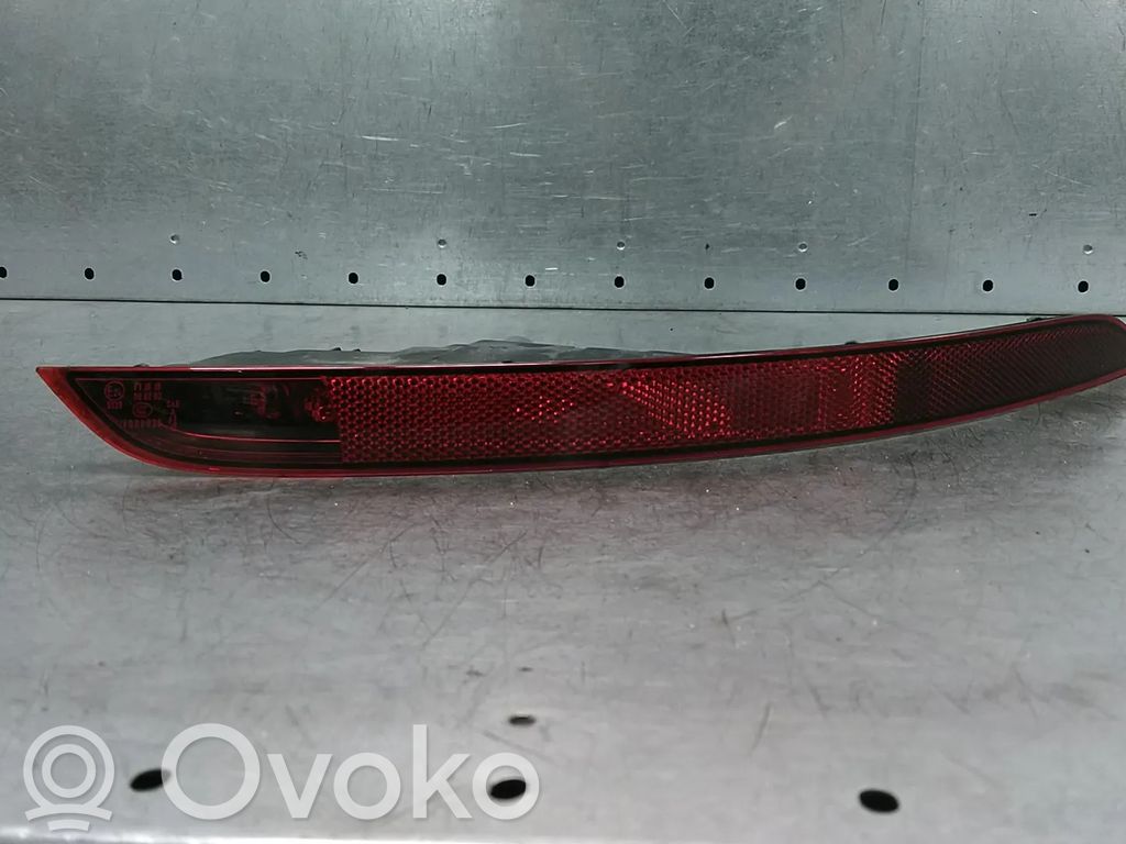 Porsche Cayenne (9Y0 9Y3) Feu antibrouillard arrière 
