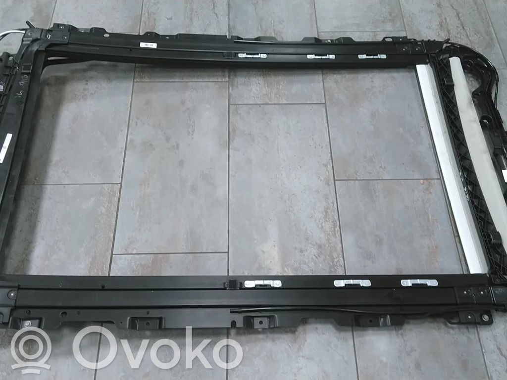 Volvo V60 Kattoikkunan runko 