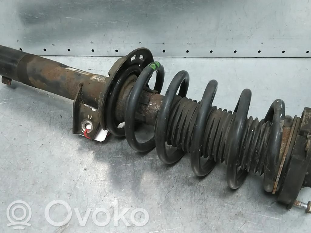 Volkswagen Caddy Amortizor față