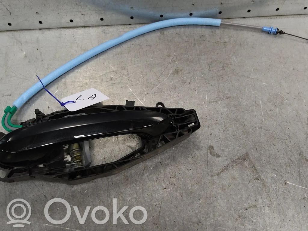 BMW X3 G01 Aizmugurē durvju roktura vāciņš