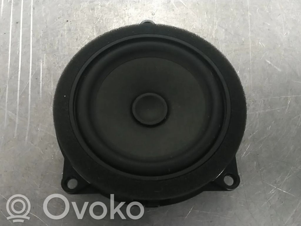BMW 3 G20 G21 Etuoven kaiutin