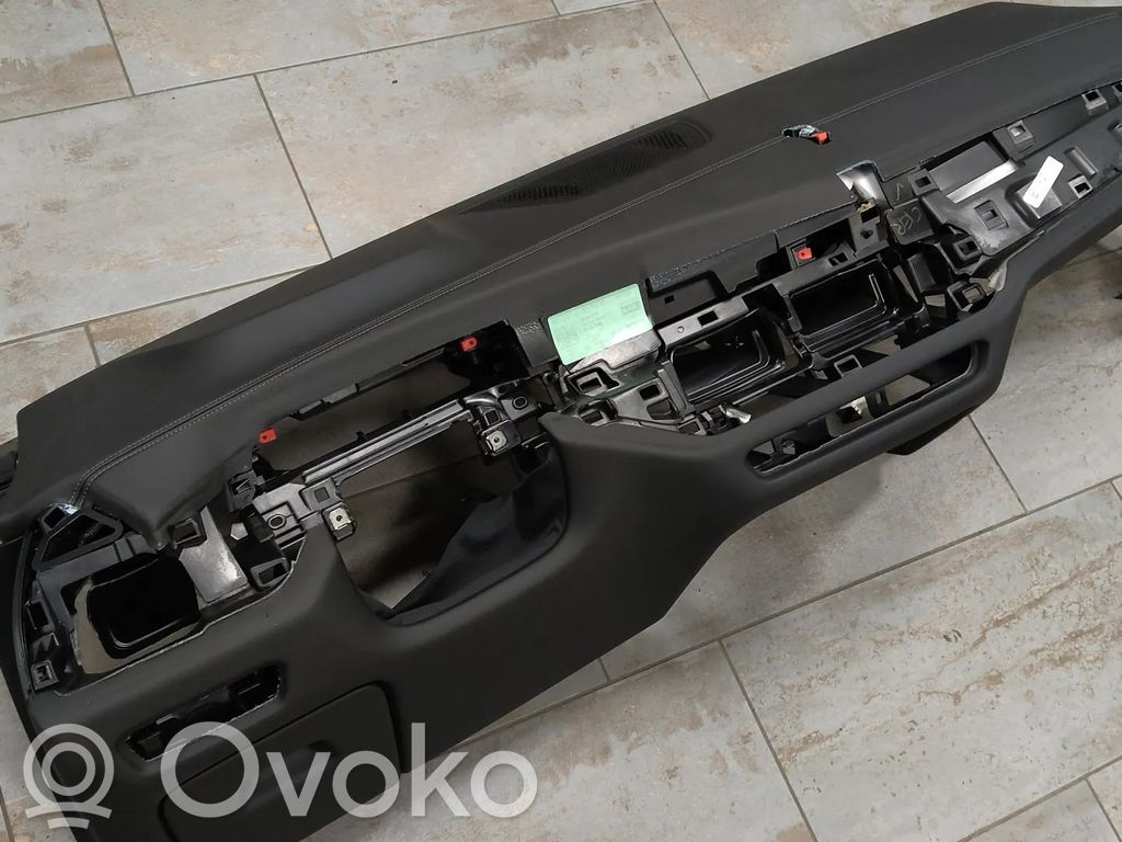 BMW X5 G05 Панель приборов