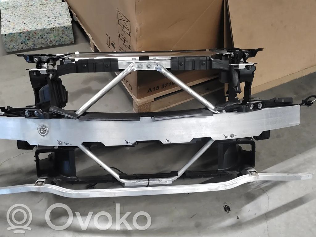 BMW 3 G20 G21 Панель крепления радиатора 