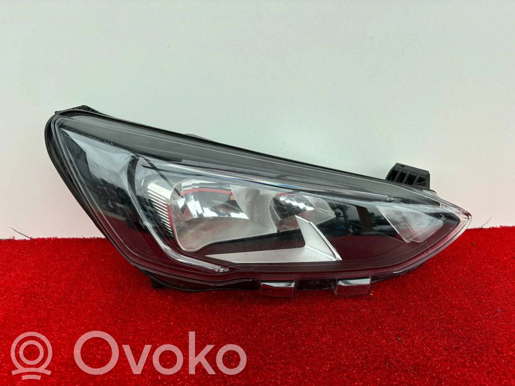Headlight/headlamp   MX7B13E014CD