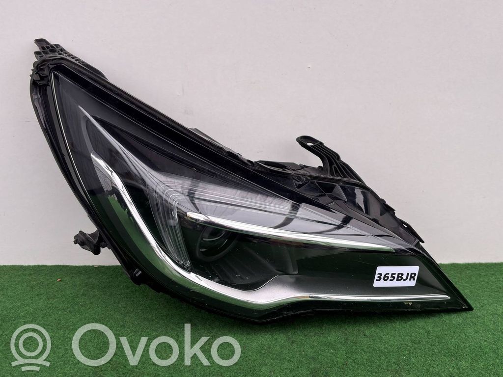 Opel Astra K Scheinwerfer 