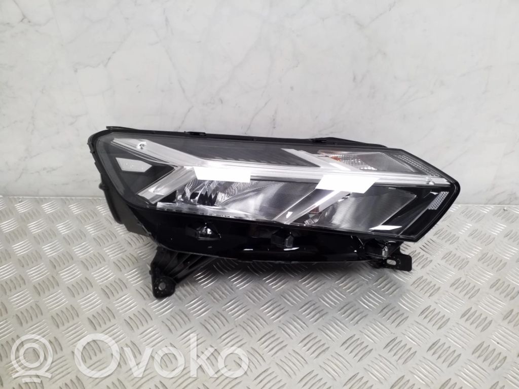 Dacia Sandero III Lampa przednia 