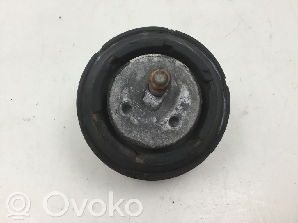 BMW 5 E39 Engine mount bracket 