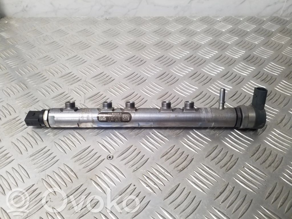 Fuel main line pipe   7809128