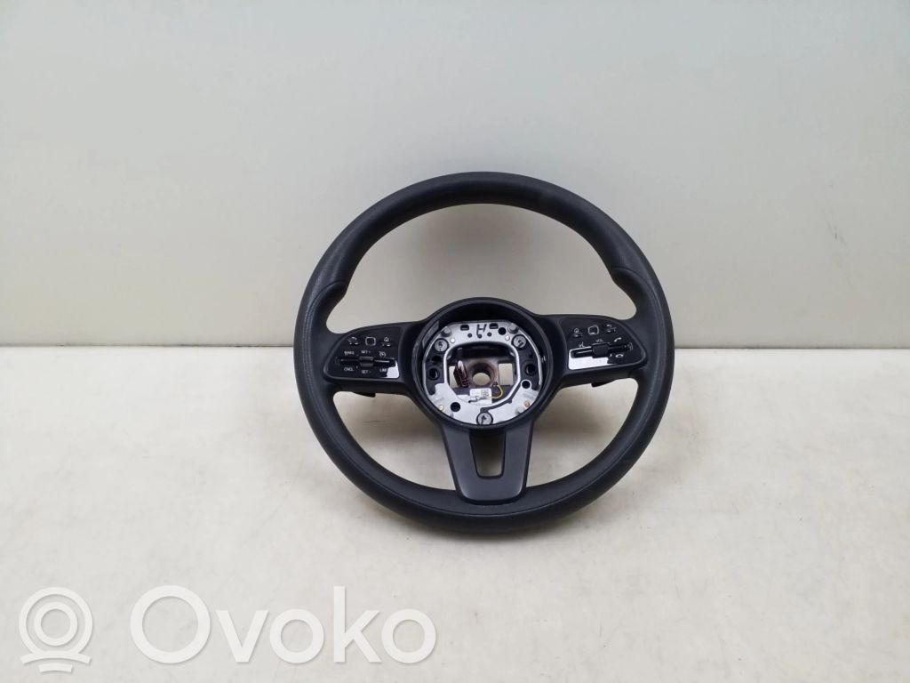 Mercedes-Benz Sprinter W907 W910 Ohjauspyörä 