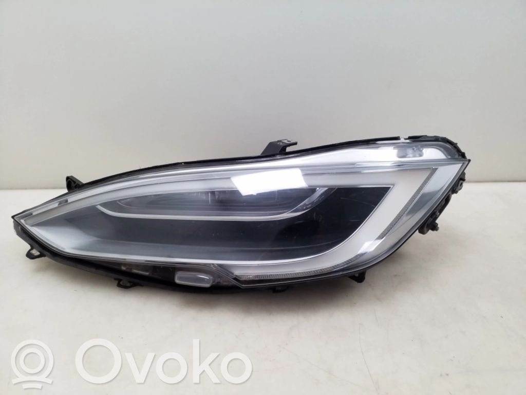 Tesla Model S Headlight/headlamp 