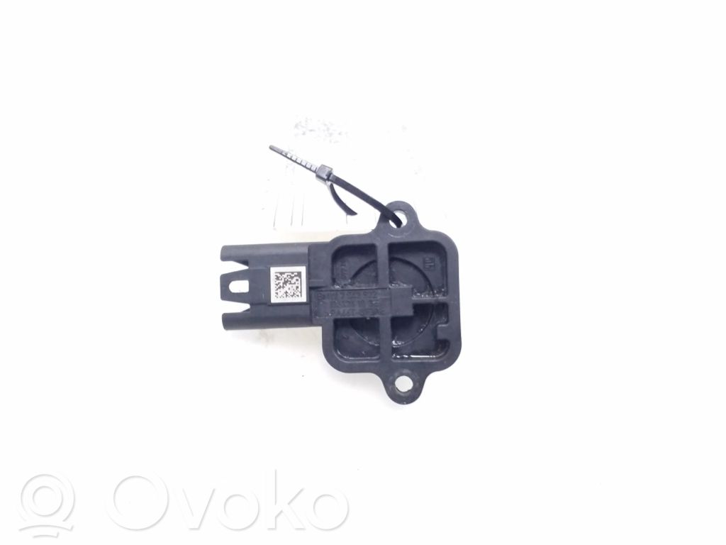 BMW 5 E60 E61 Mass air flow meter 