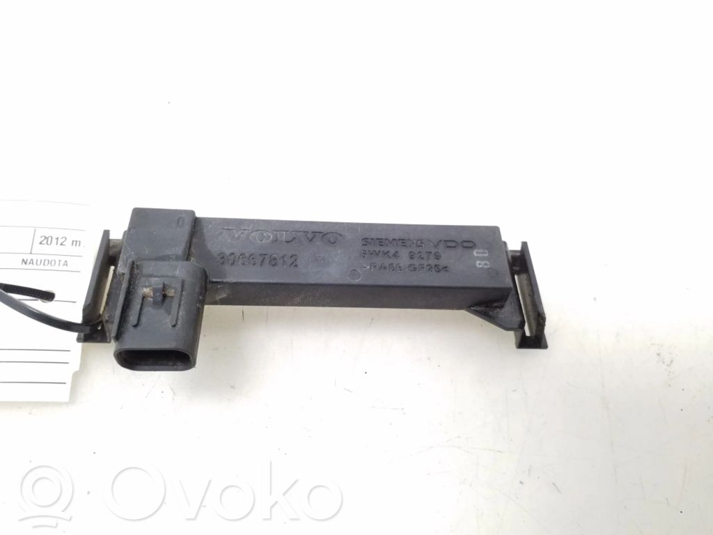 Volvo S40 GPS-pystyantenni 