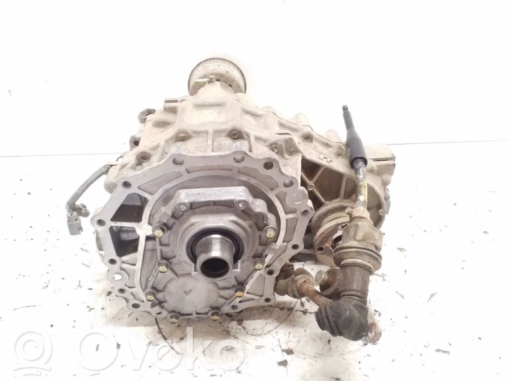 Nissan Terrano Skrzynia rozdzielcza / Reduktor 